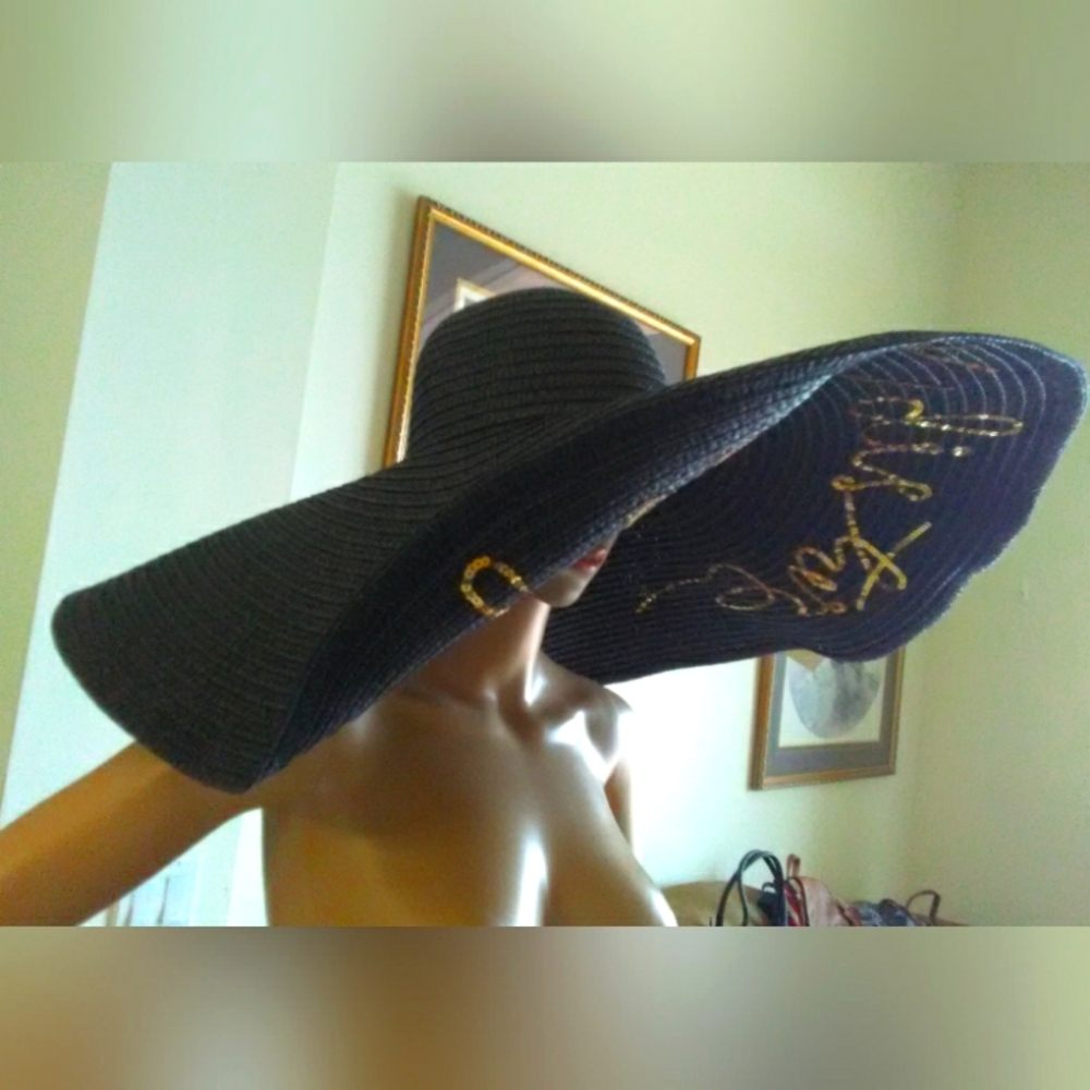 BNWT HUGE BRIM HAT BLACK DO NOT DISTURB GLITTER (FABULOUS FASHION) BY ODIVA